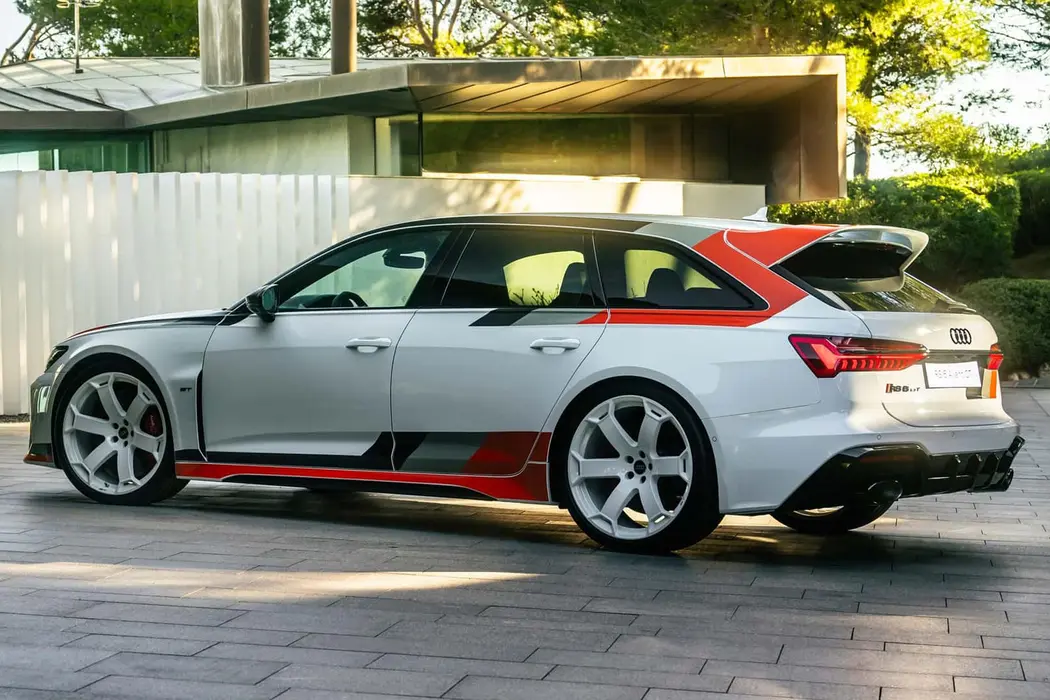 奥迪RS 6 2024款 RS 6 Avant GT 汽车壁纸
