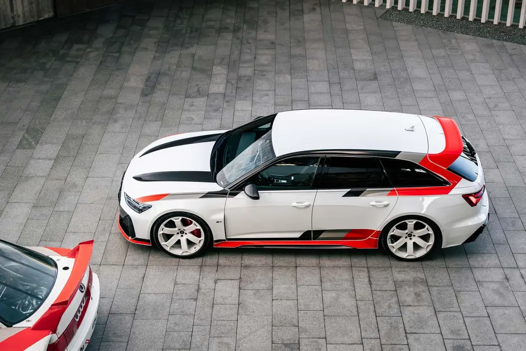 奥迪RS 6 2024款 RS 6 Avant GT 汽车壁纸