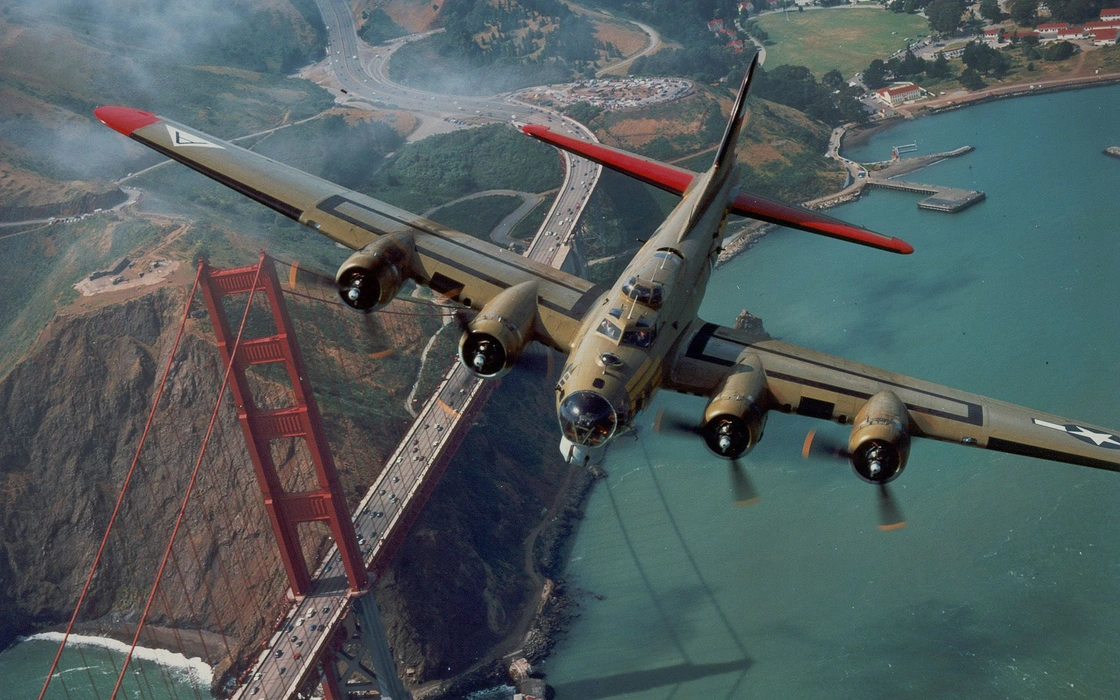 B-17轰炸机（B-17 Bomber）轰炸机图片壁纸