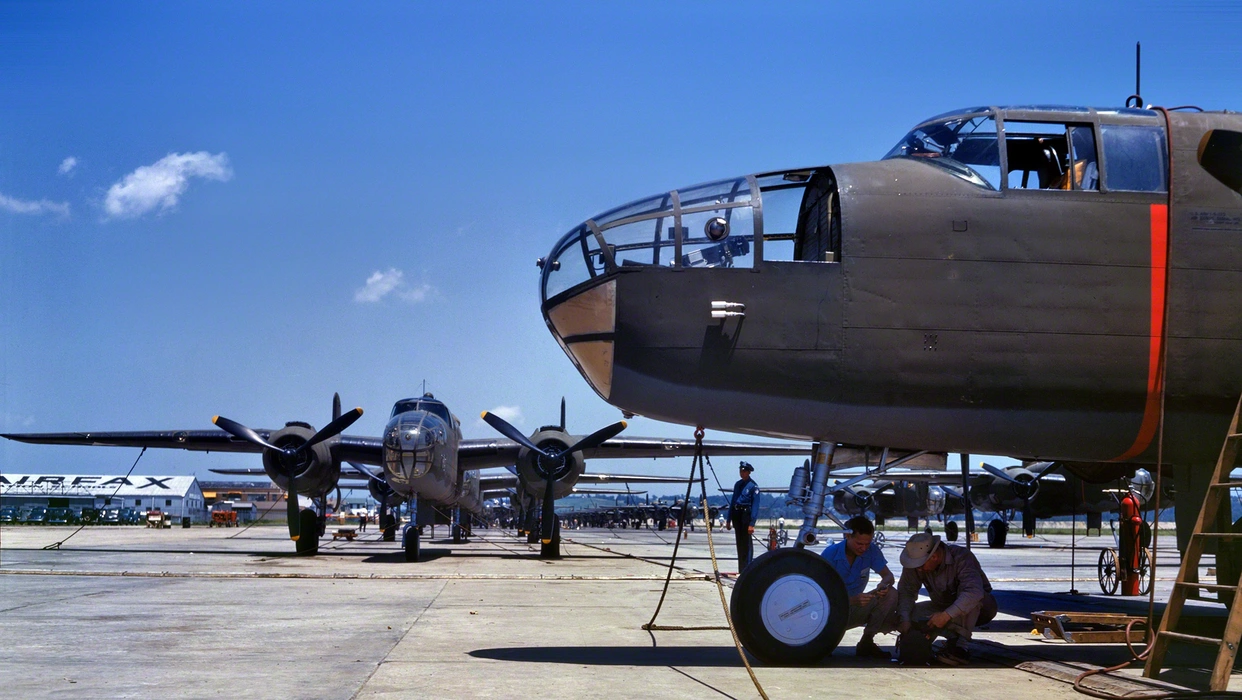 B-25轰炸机（B-25 Bomber）图片壁纸