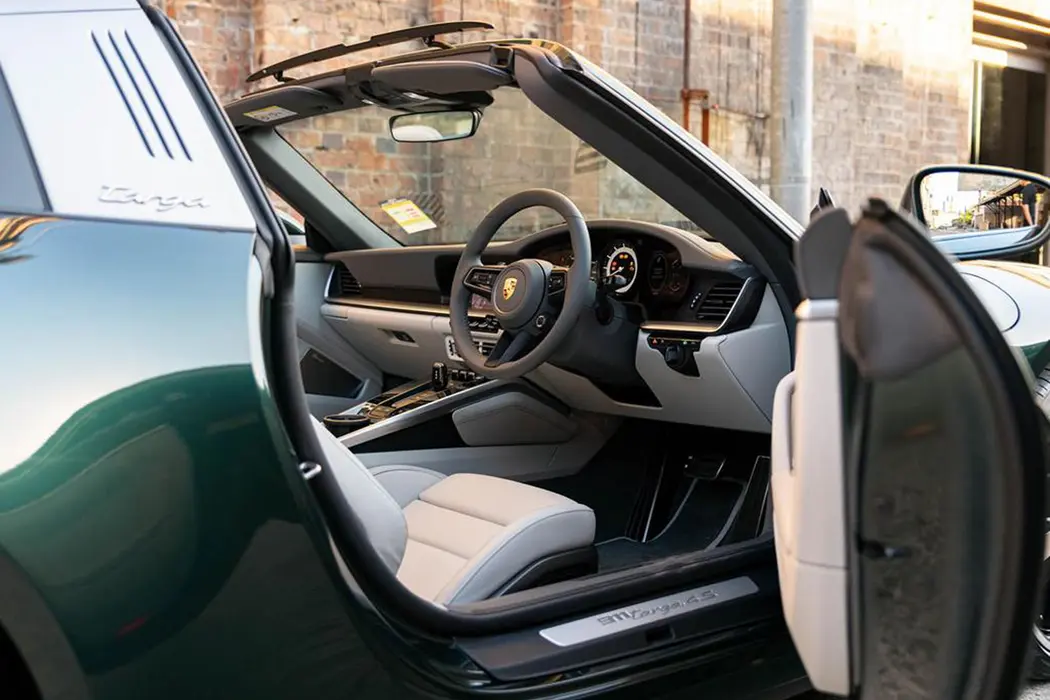 保时捷911 Targa 4S 澳大利亚版汽车壁纸