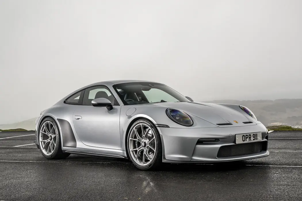 保时捷911 GT3 Touring英国版汽车壁纸