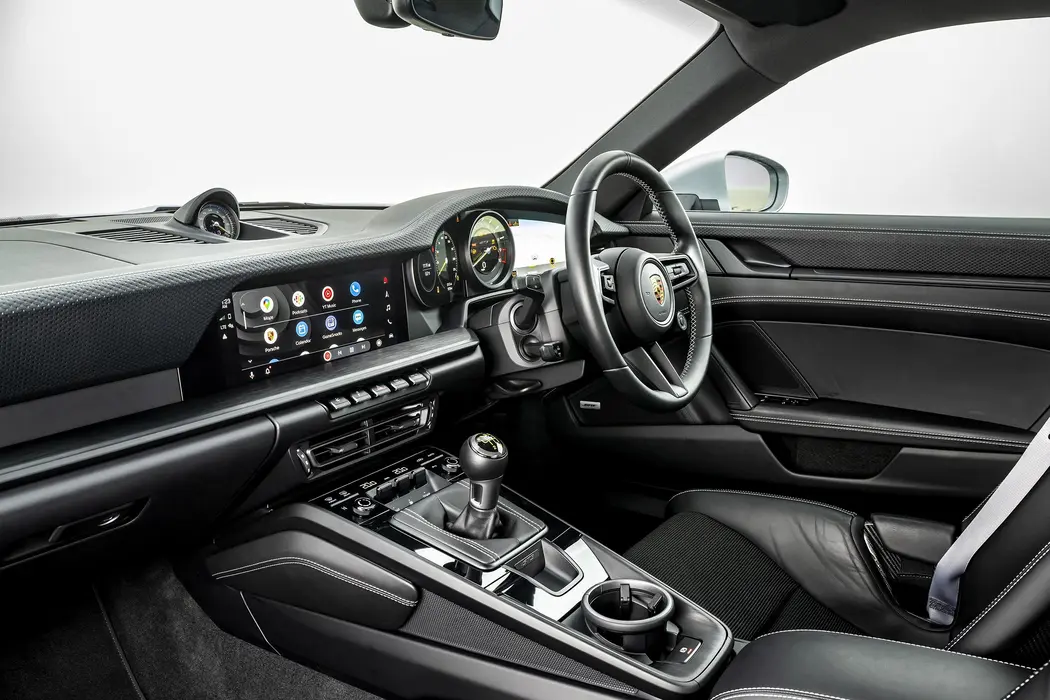 保时捷911 GT3 Touring英国版汽车壁纸