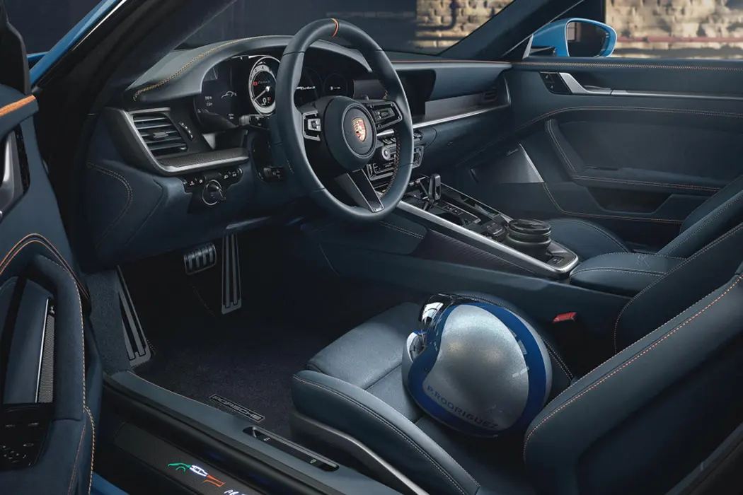 保时捷911 2022款 Turbo S Pedro Rodriguez 赛车壁纸
