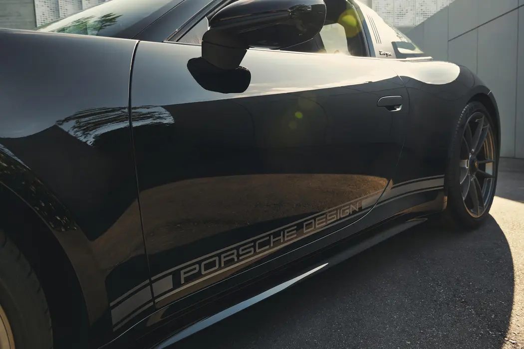 保时捷911 Targa 4 GTS Edition 50 Years Porsche Design 壁纸