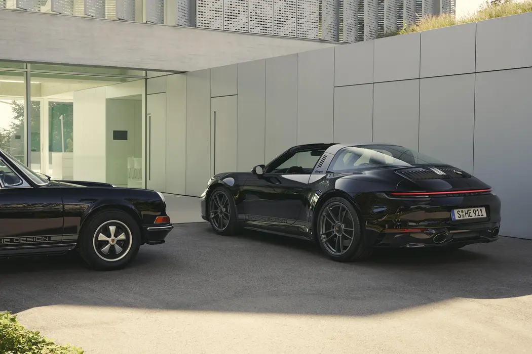 保时捷911 Targa 4 GTS Edition 50 Years Porsche Design 壁纸