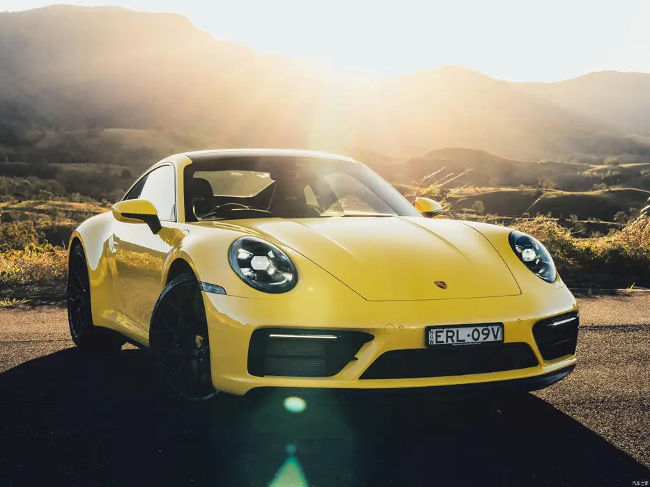 保时捷911 Carrera GTS 澳大利亚版汽车壁纸