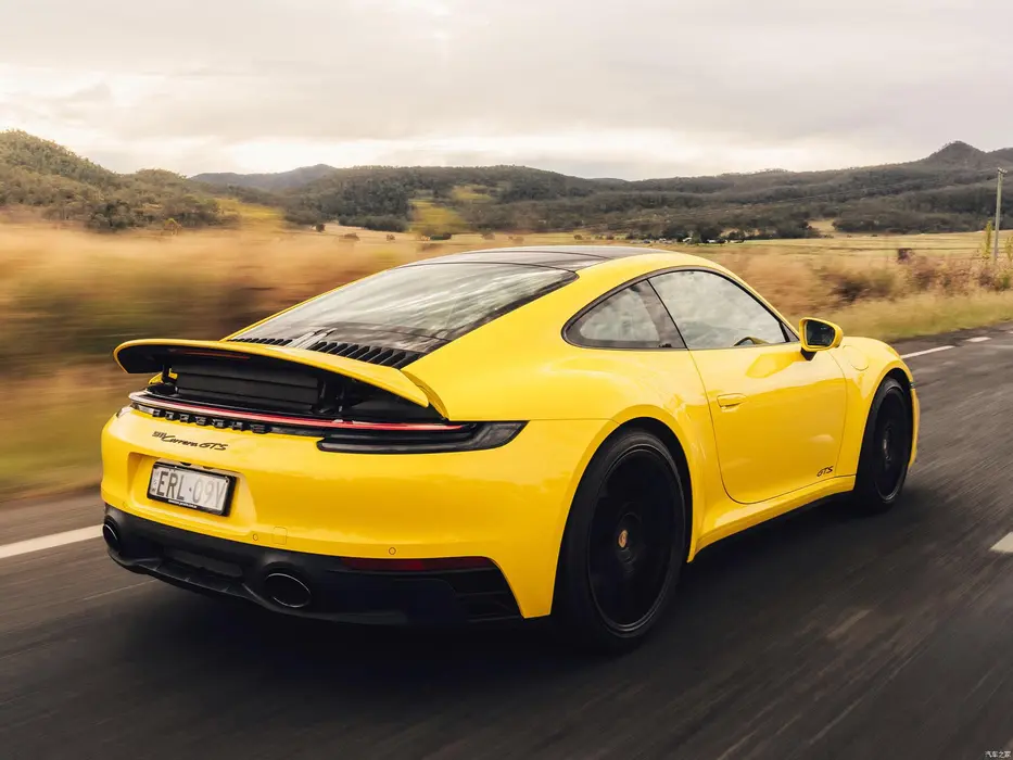 保时捷911 Carrera GTS 澳大利亚版汽车壁纸