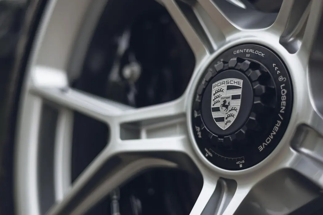 保时捷911 GT3 Touring PDK美国版跑车壁纸