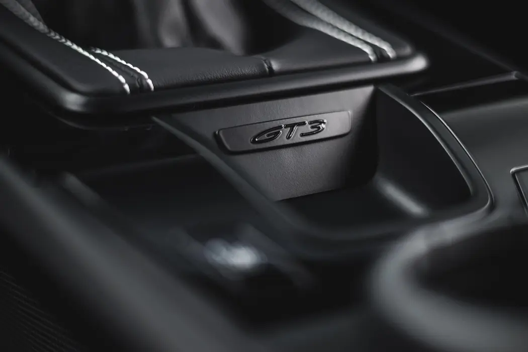 保时捷911 GT3 Touring PDK美国版跑车壁纸