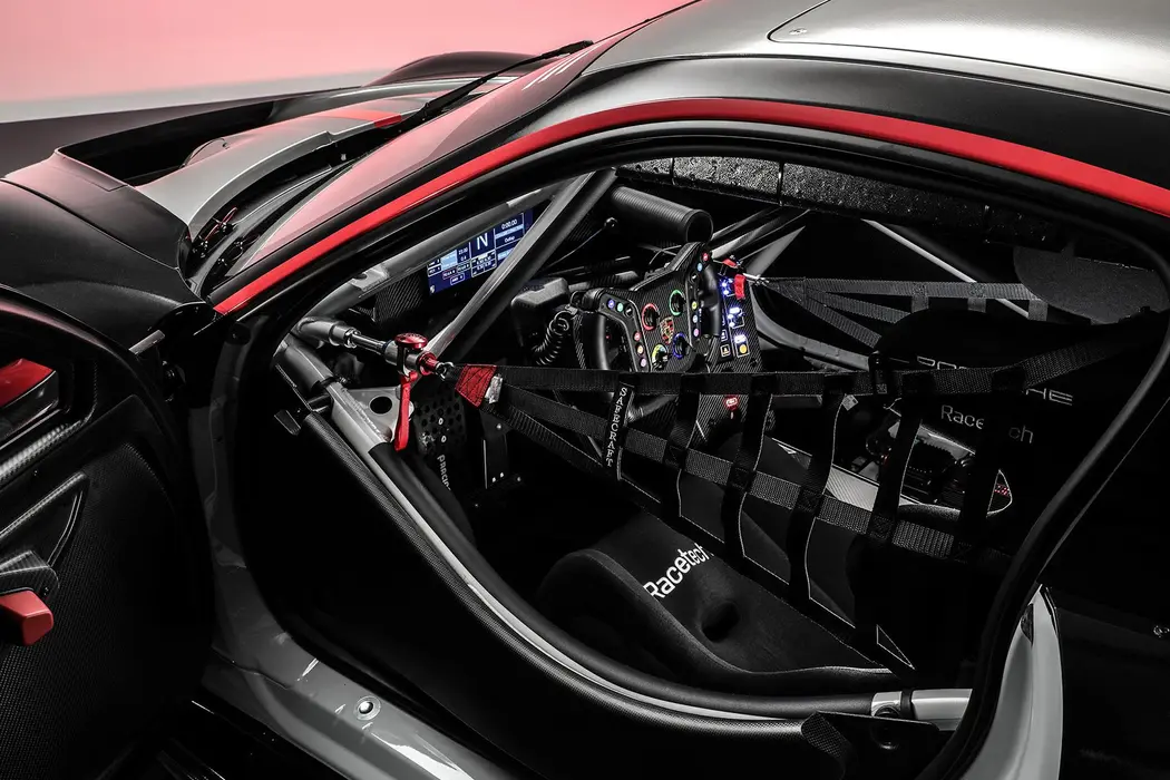 保时捷911 2023款 GT3 R 赛车图片壁纸