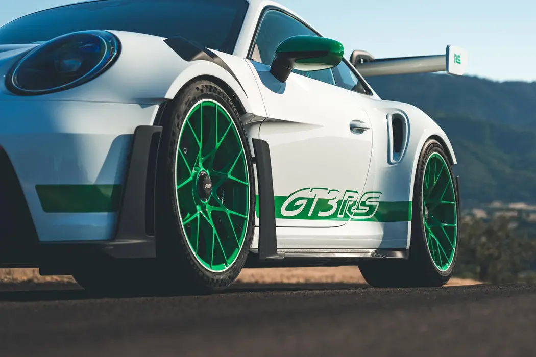 保时捷911 GT3 RS Carrera RS 2.7 Tribute赛车壁纸