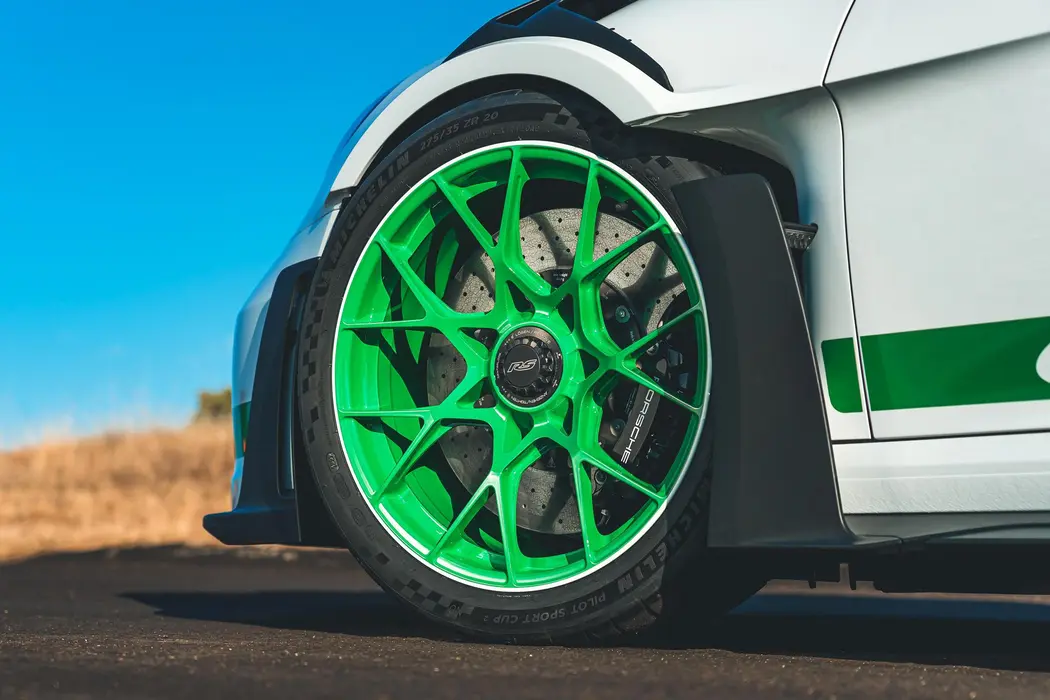 保时捷911 GT3 RS Carrera RS 2.7 Tribute赛车壁纸