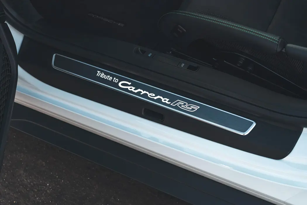 保时捷911 GT3 RS Carrera RS 2.7 Tribute赛车壁纸