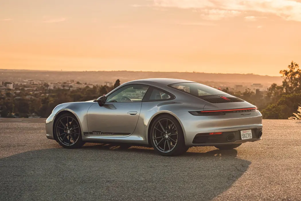 保时捷911 2023款 Carrera  T 美国版汽车壁纸