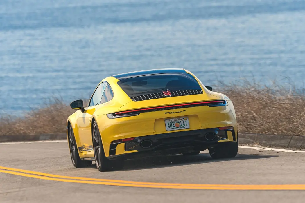 保时捷911 2023款 Carrera  T 美国版汽车壁纸