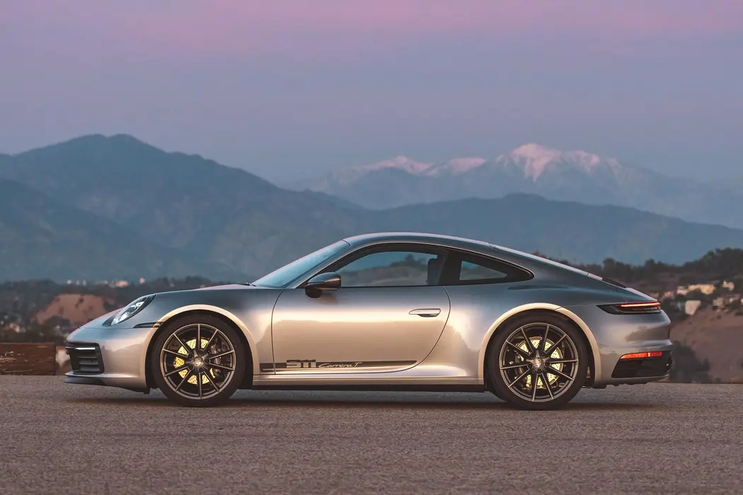 保时捷911 2023款 Carrera  T 美国版汽车壁纸
