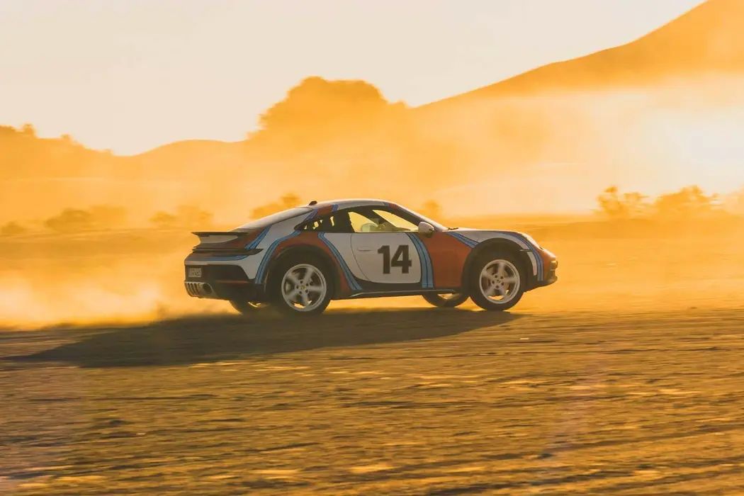 保时捷911 2023款 Dakar Rallye 1978 跑车壁纸