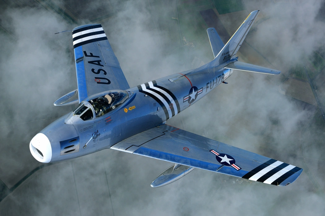 F-86佩刀战斗机（RF-86）图片壁纸
