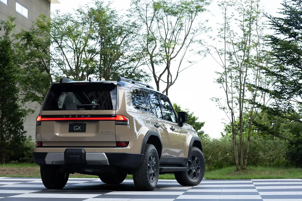 雷克萨斯GX SUV 汽车图片桌面壁纸