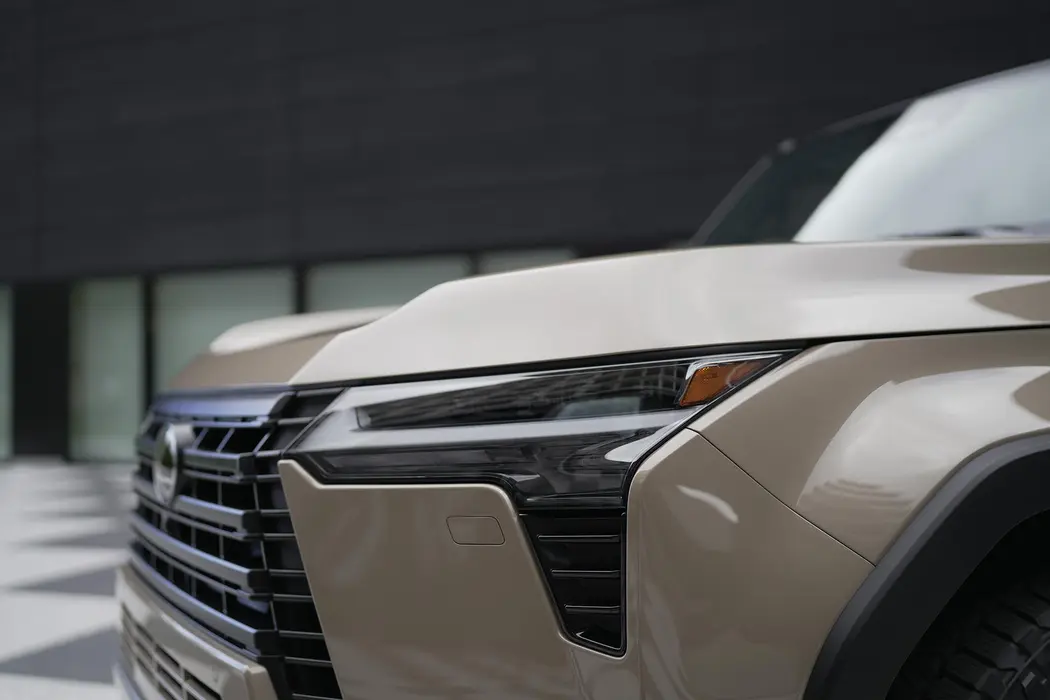 雷克萨斯GX SUV 汽车图片桌面壁纸