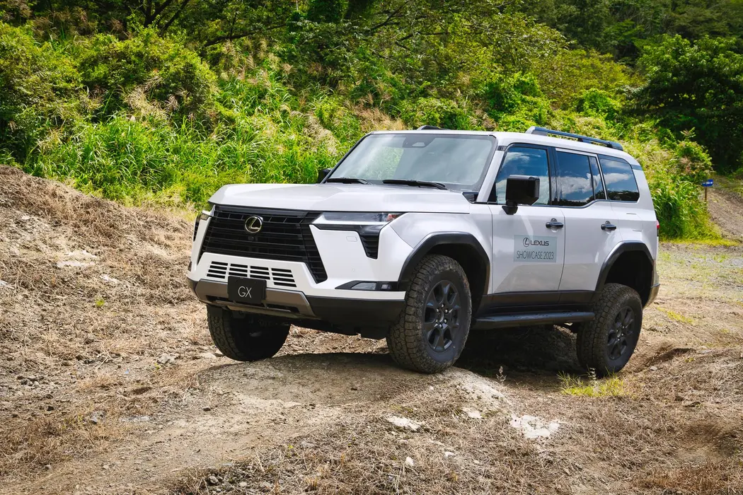 雷克萨斯GX SUV 汽车图片桌面壁纸