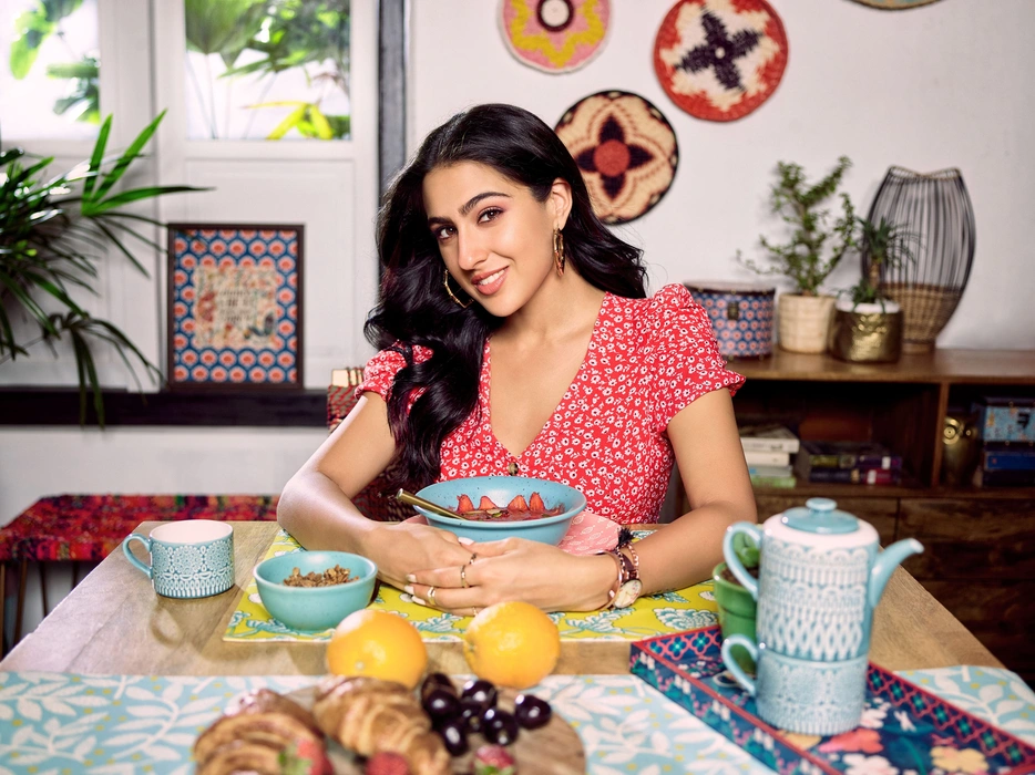 萨拉·阿里·汗（Sara Ali Khan）图片桌面壁纸