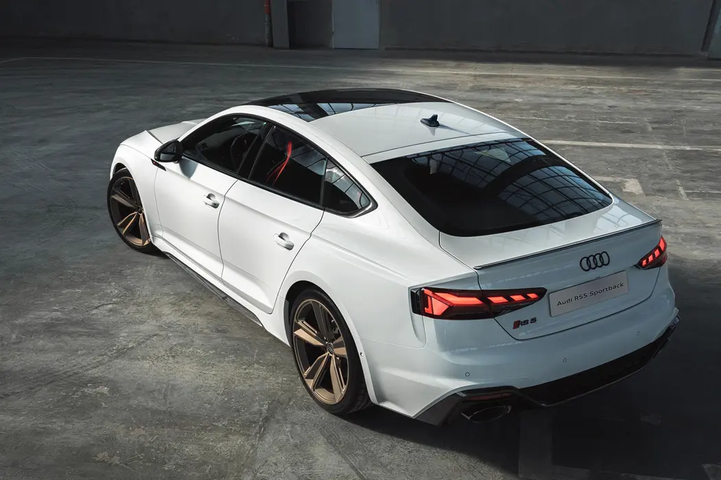  奥迪RS 5 2.9T Sportback黑曜版图片壁纸