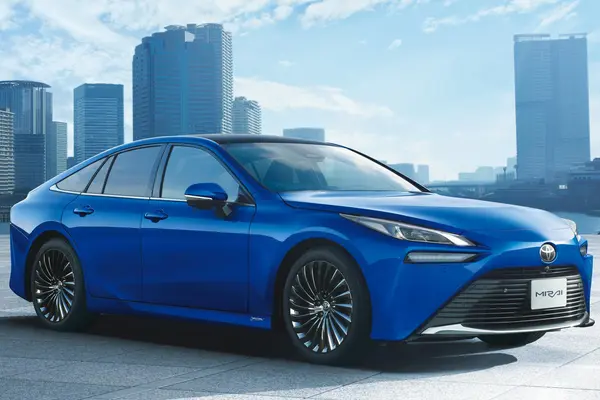 丰田Mirai2024款Z日本版汽车壁纸