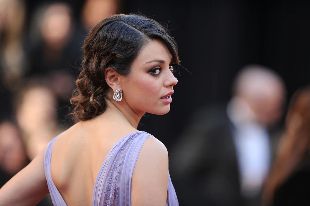 米拉·库妮丝（Mila Kunis）图片桌面壁纸