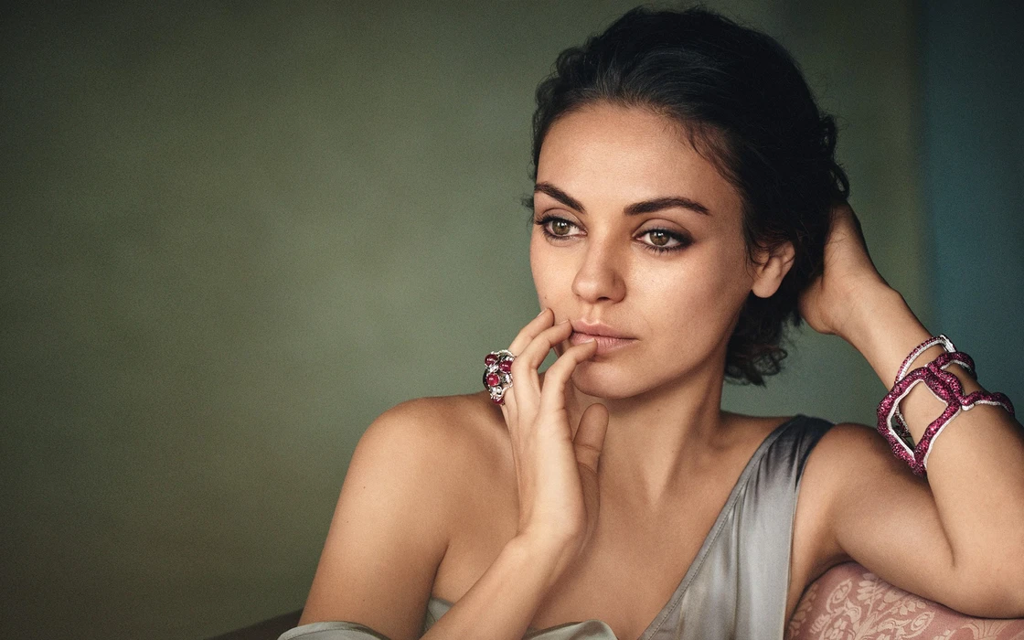 米拉·库妮丝（Mila Kunis）图片桌面壁纸