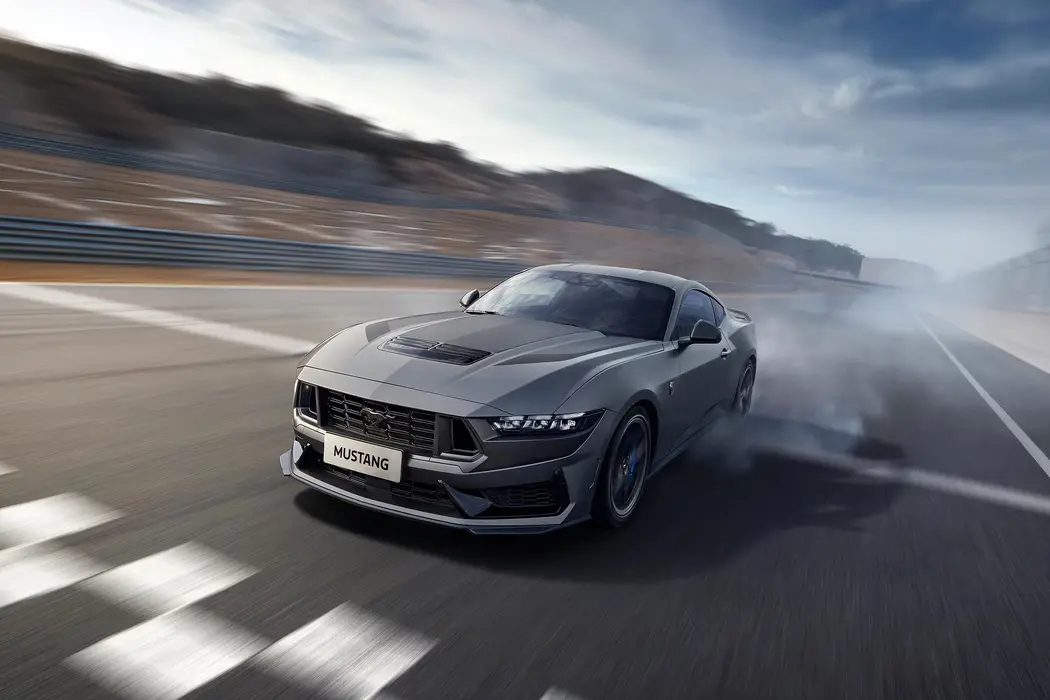 2024款福特Mustang 5.0L V8 Dark Horse汽车壁纸