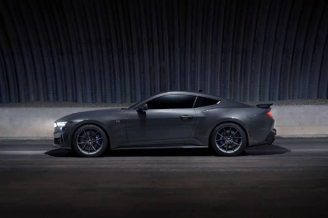 2024款福特Mustang 5