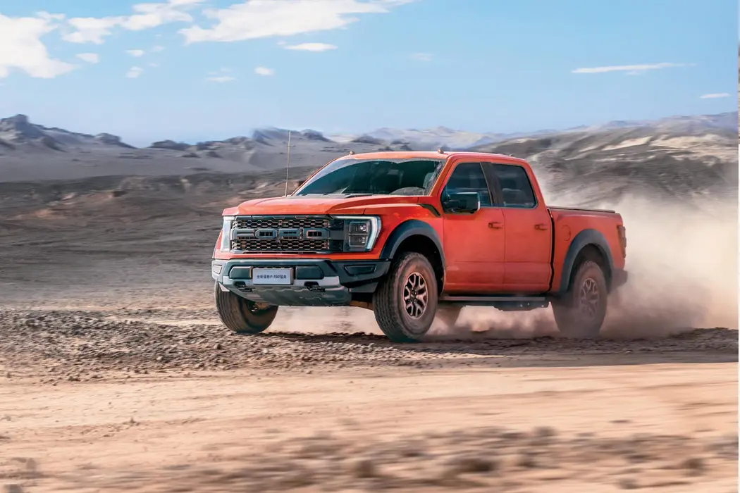 福特F-150Raptor猛禽红色皮卡图片壁纸