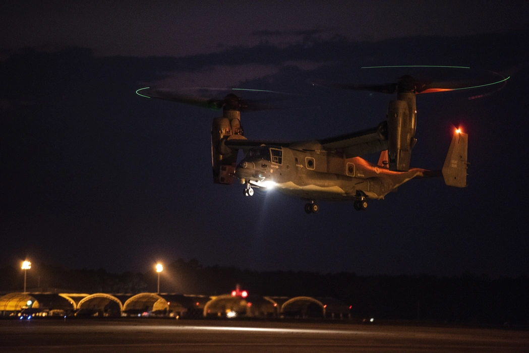 V-22鱼鹰式倾转旋翼机（Boeing Bell V-22）图片壁纸