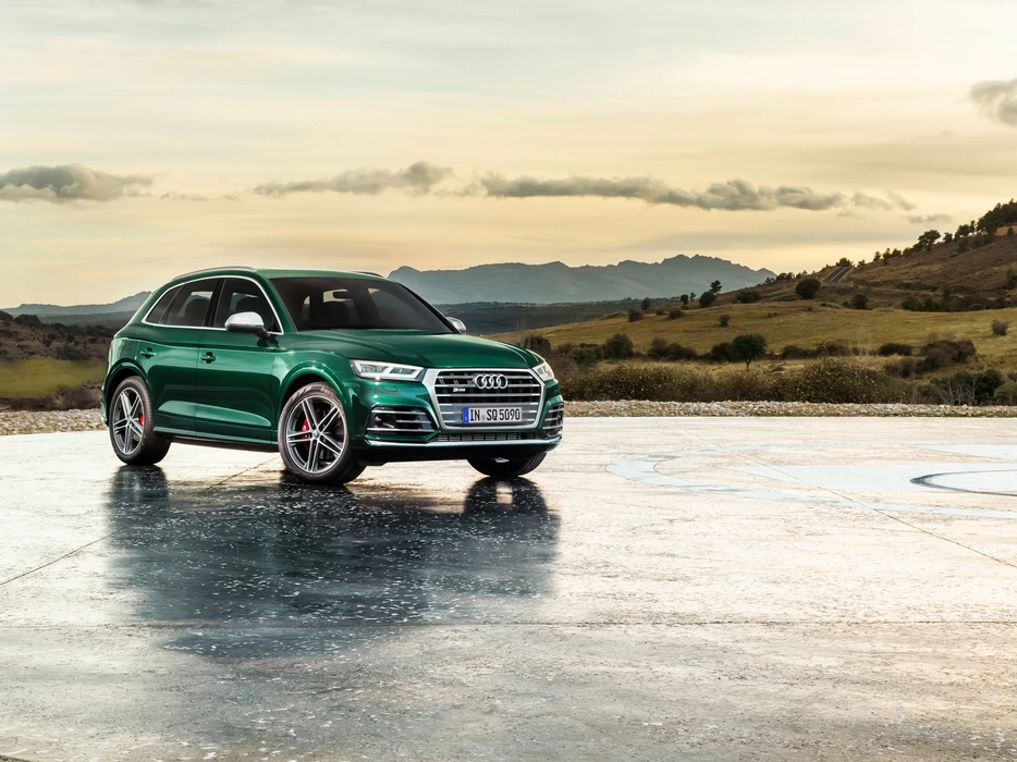 绿色奥迪 Audi SQ5 SUV 汽车图片壁纸