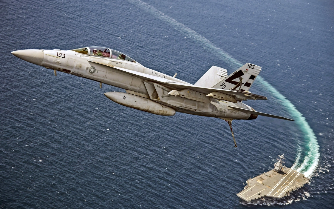 F/A-18战斗攻击机（F/A-18 Strike Fighter）壁纸