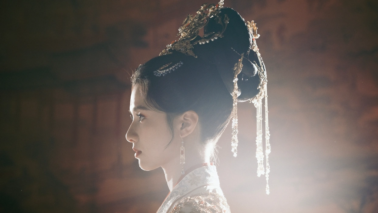 张婧仪《惜花芷》单人剧照图片壁纸