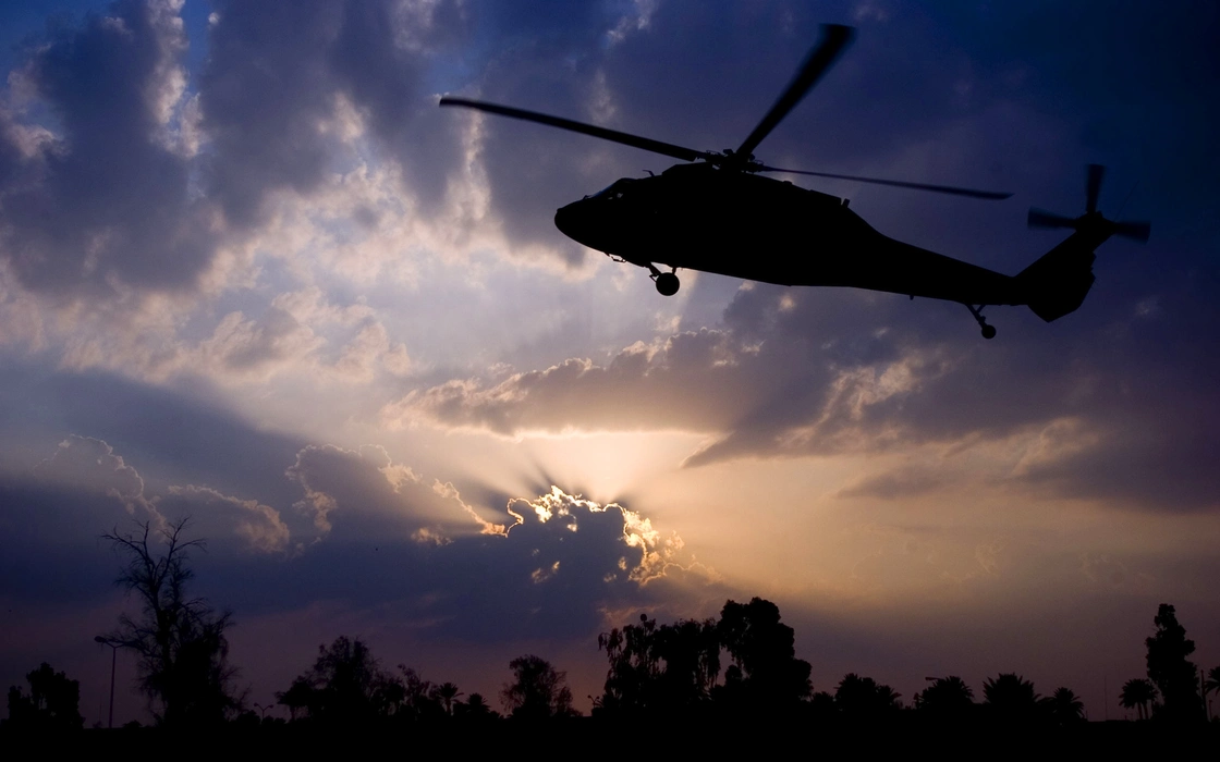 UH-60通用直升机（UH-60 Black Hawk）图片壁纸