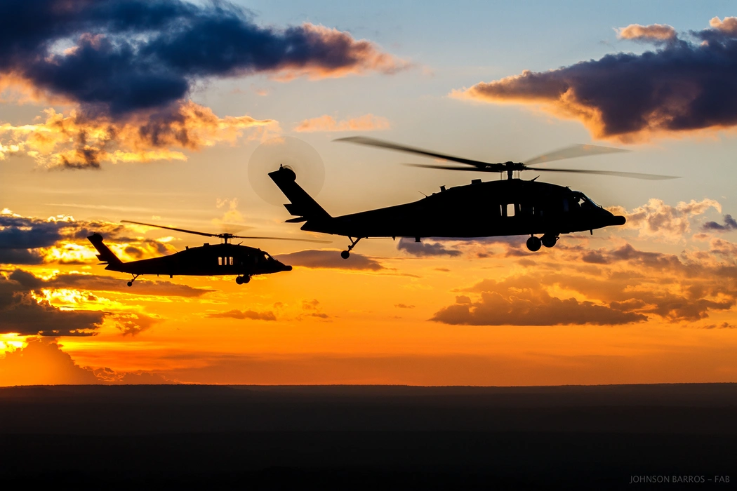 UH-60通用直升机（UH-60 Black Hawk）图片壁纸