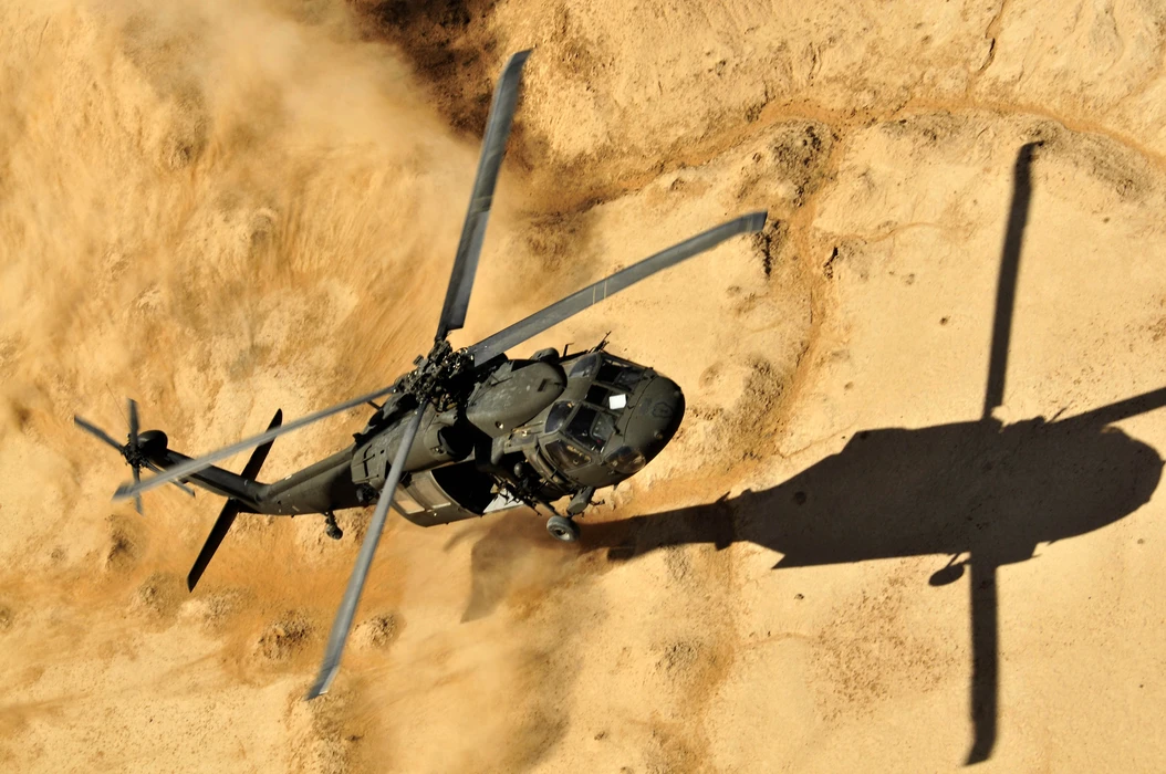 UH-60通用直升机（UH-60 Black Hawk）图片壁纸