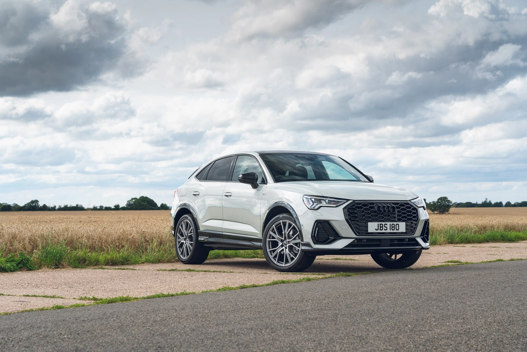 奥迪Q3 Sportback SUV汽车图片壁纸