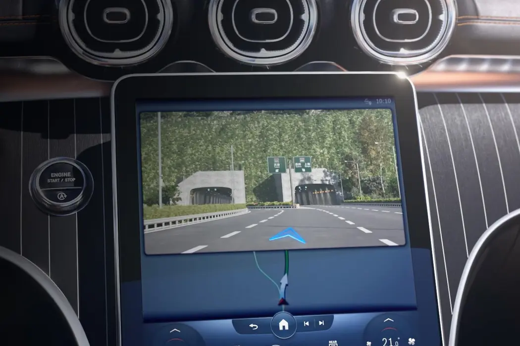奔驰C 260 L 运动版 4MATIC 汽车壁纸