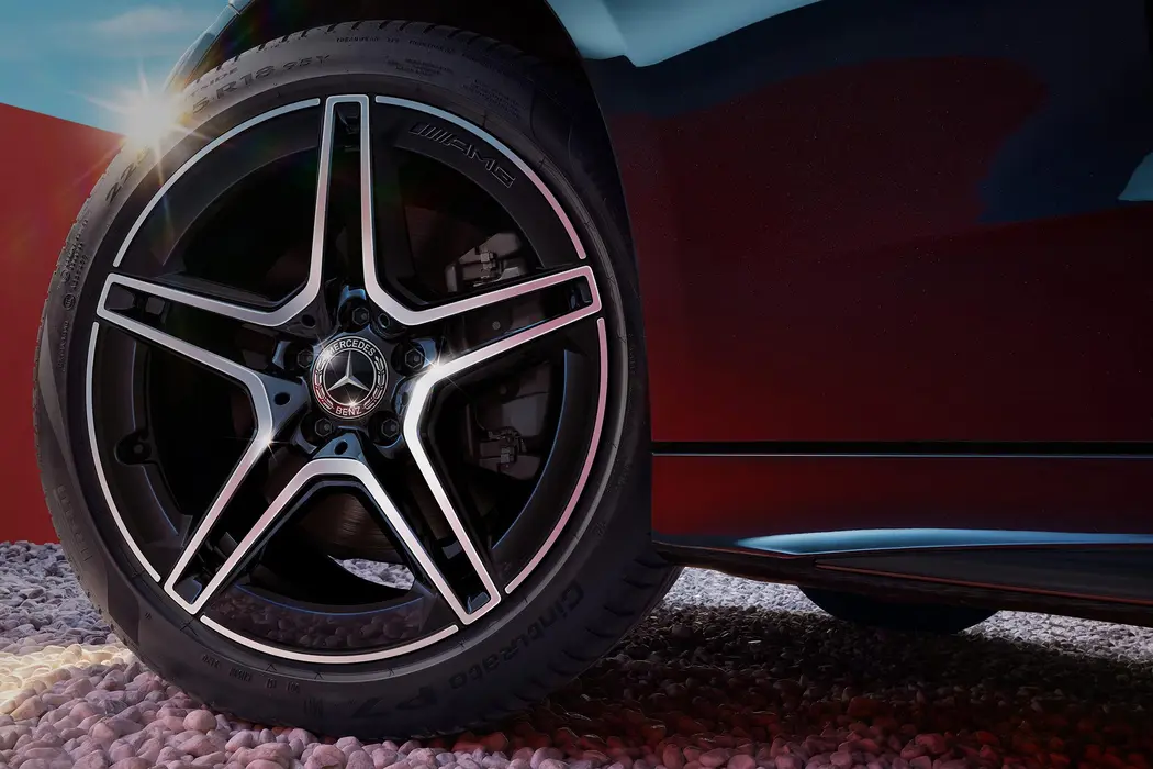 奔驰C 260 L 运动版 4MATIC 汽车壁纸