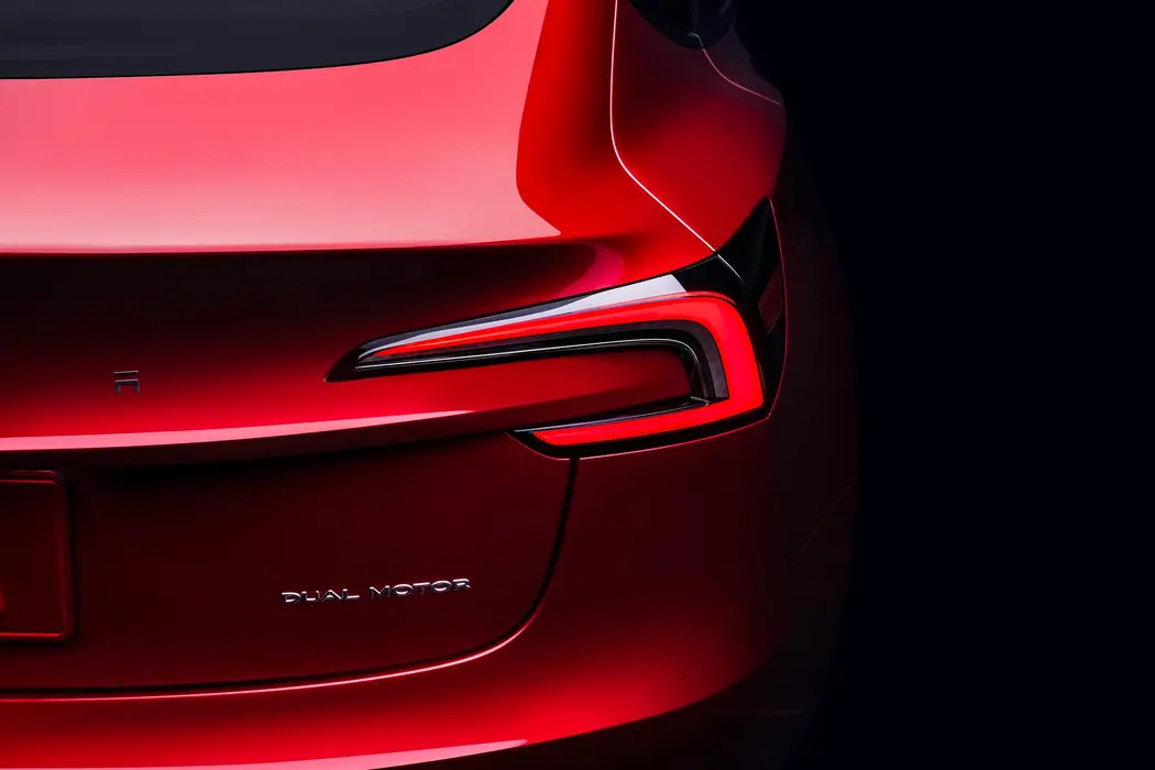 特斯拉Model 3电动汽车图片壁纸