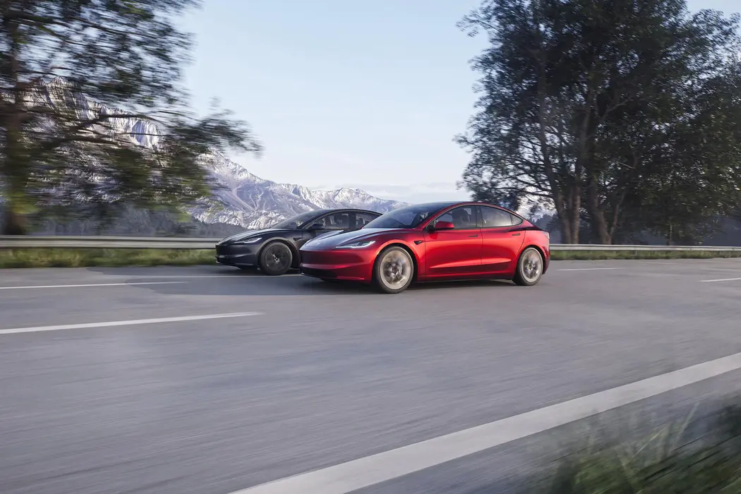 特斯拉Model 3电动汽车图片壁纸