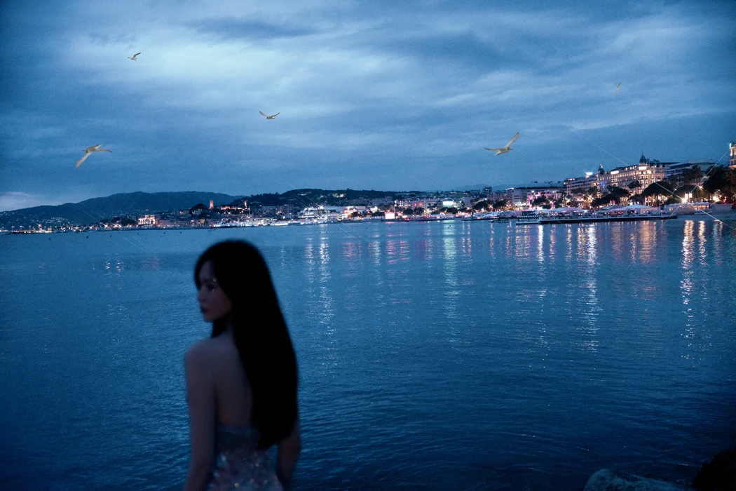 唐嫣海边氛围感随拍写真壁纸