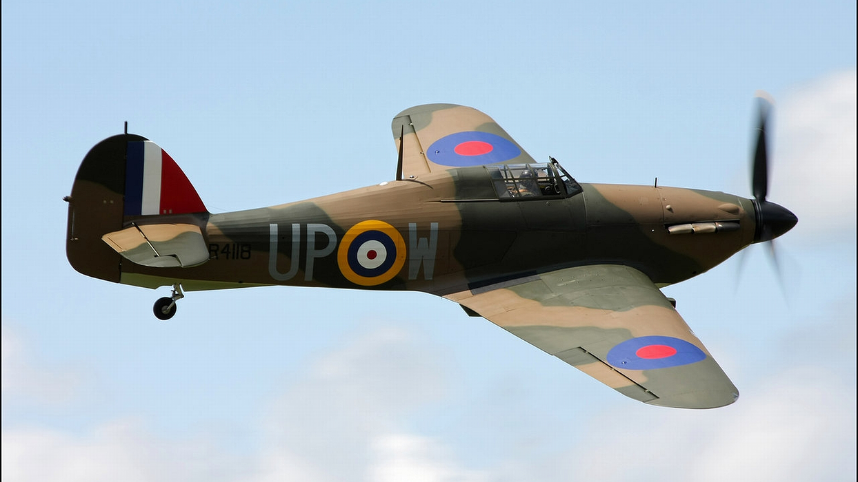 飓风战斗机（Hawker Hurricane）图片壁纸