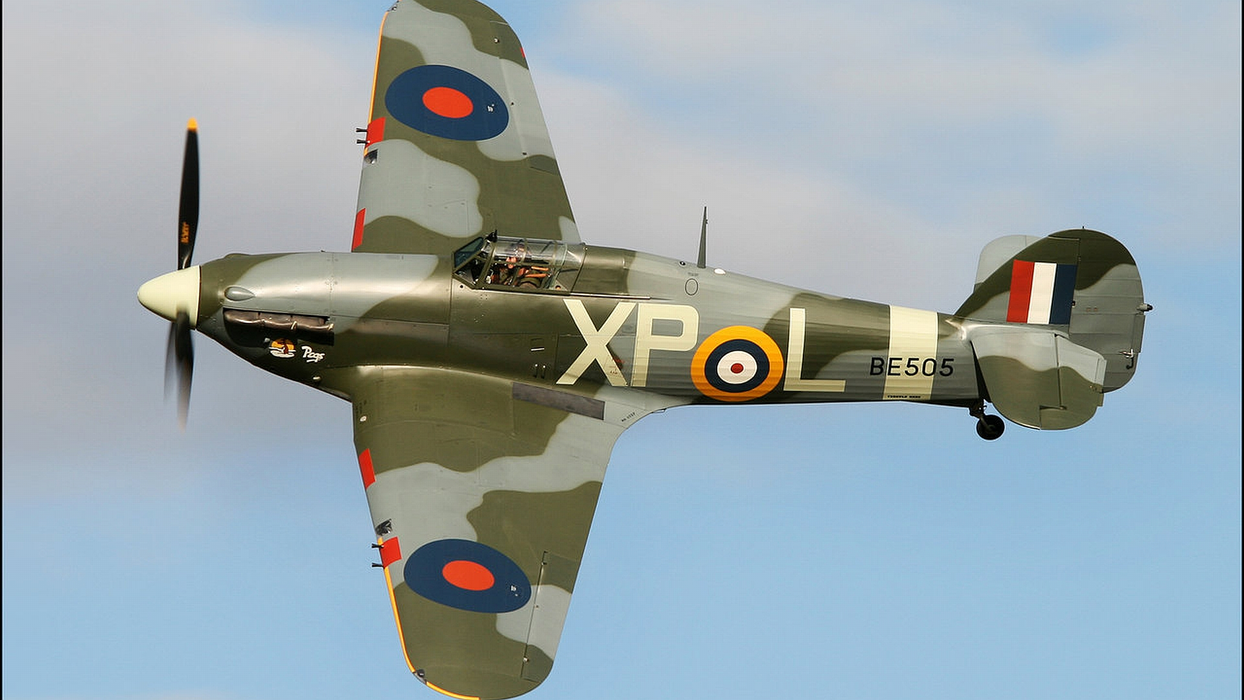 飓风战斗机（Hawker Hurricane）图片壁纸
