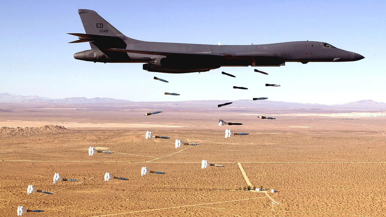 B-1轰炸机（B-1 bomber）图片壁纸